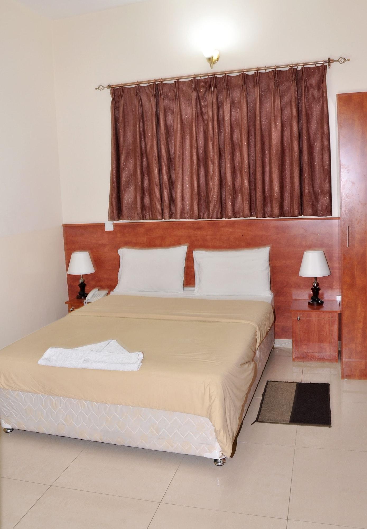 Africana Hotel Дубай Экстерьер фото